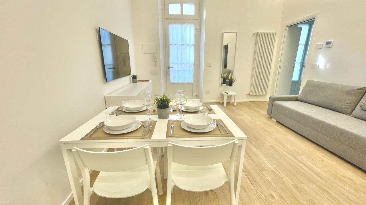 Appartamento Casa Manzoni Deluxe Mxp Town Center Gallarate Esterno foto