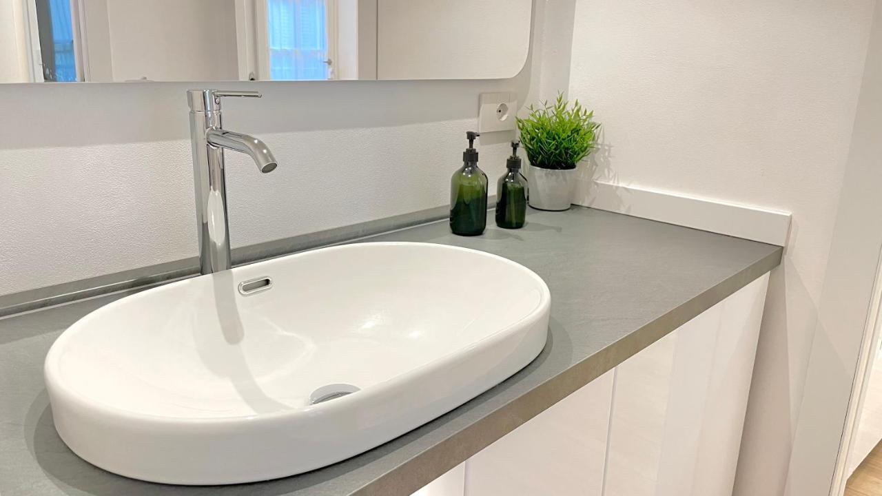 Appartamento Casa Manzoni Deluxe Mxp Town Center Gallarate Esterno foto